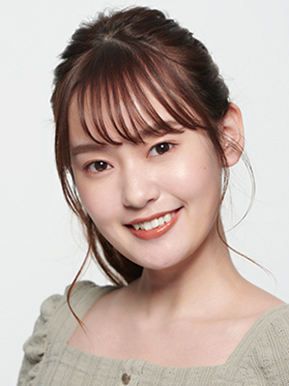 川村 玲奈