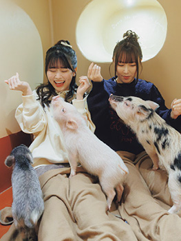 MAGAZINE1