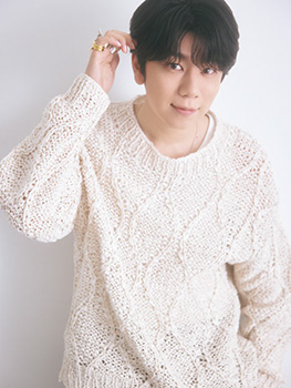 MAGAZINE1
