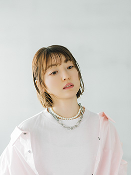 MAGAZINE1