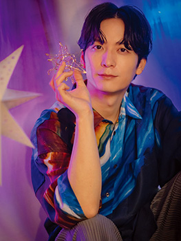 MAGAZINE1