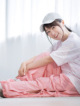 MAGAZINE1