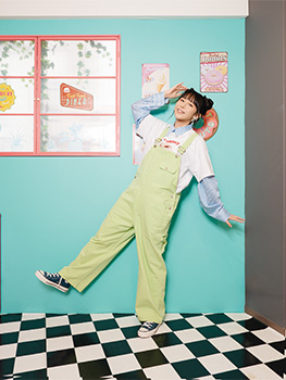 MAGAZINE1