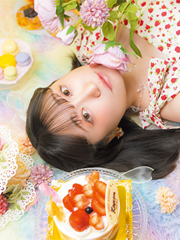 MAGAZINE1