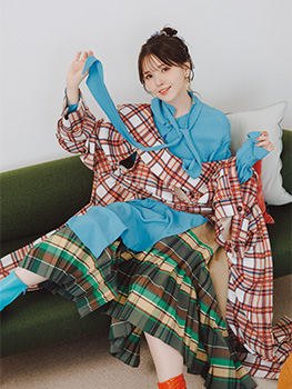 MAGAZINE1