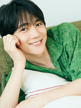 MAGAZINE1