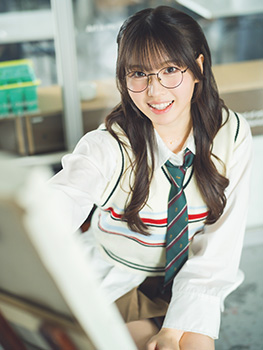 MAGAZINE1