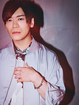 photo1