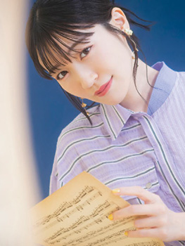 MAGAZINE1