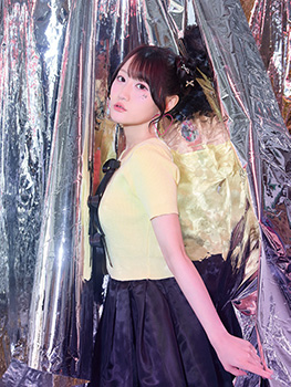 MAGAZINE1