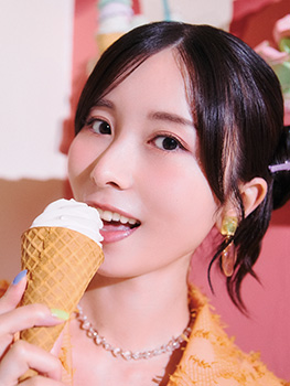MAGAZINE1