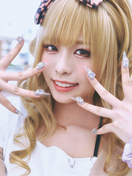 MAGAZINE1